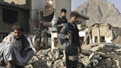 زمان آن فرا رسیده تاپشتونها رهبر واقعی خویش را پیدا نموده و مارهای آستین را از بیخ ببرند