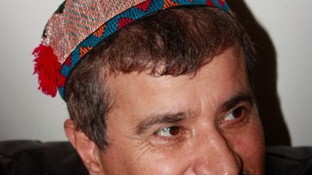 به جواب: آیا با کله خام می توان سیاست پخته نمود؟