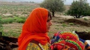 به نقض حقوق زنان و دختران کوچی توسط مردان کوچی پایان دهید