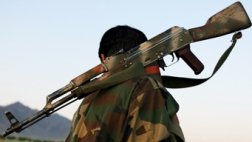 افغانستان با تفنگهای پر و شکم های خالی