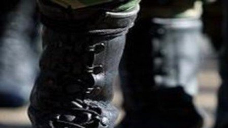 همراهی کرزی با تروریست های افغان؛ او مانع از نبرد نیروهای امنیتی با طالبان می شود!