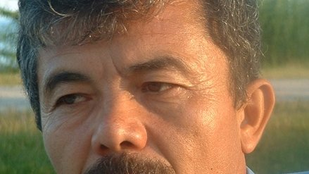 حامد کرزی با قانون اساسی بازی می کند