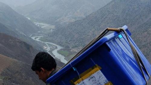 تجربه‌ی دور دوم، تمرین دموکراسی است 