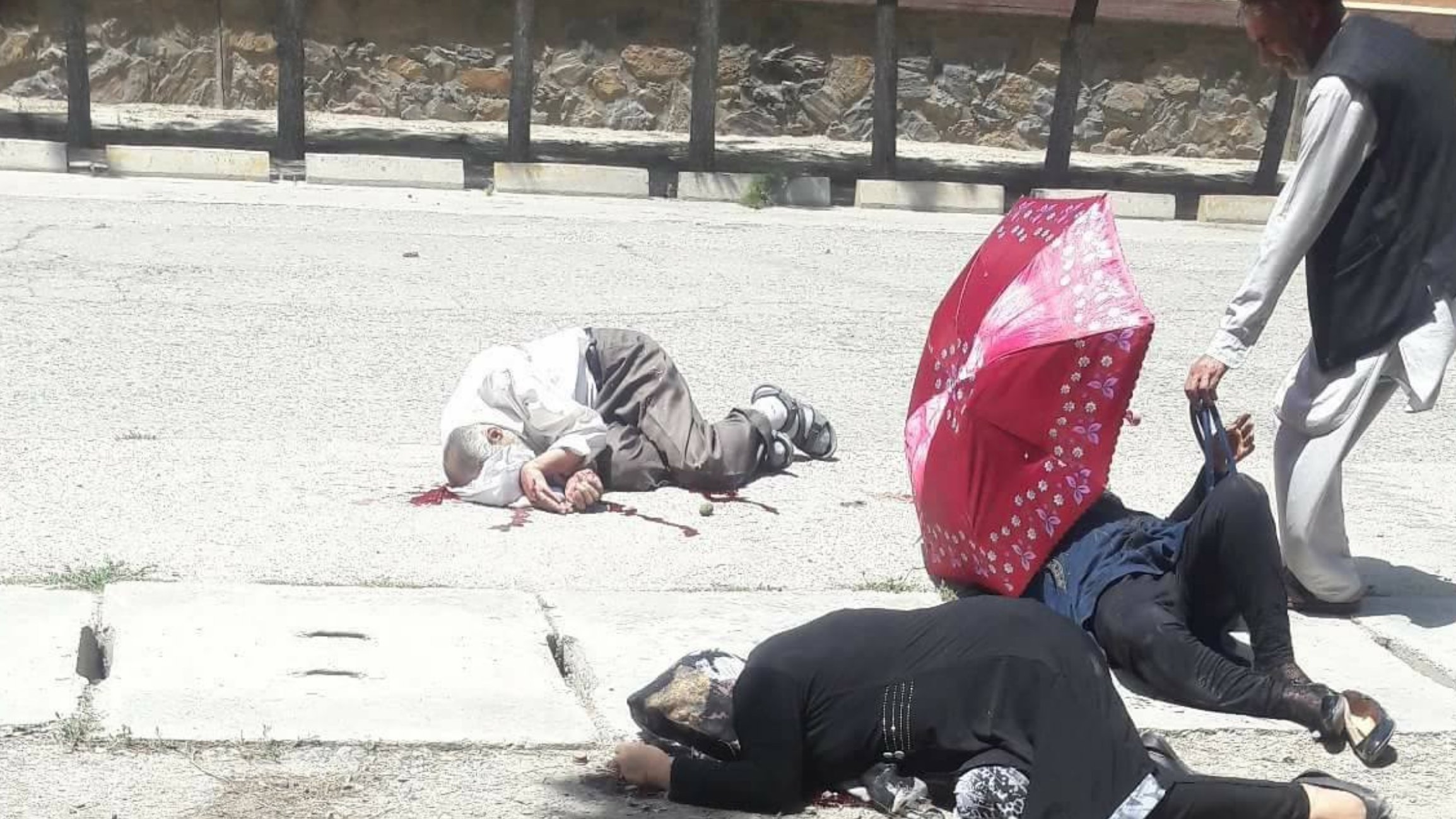 دوازده کشته در کابل؛ کارشناسان در مورد فریب آتش بس هشدار می دهند