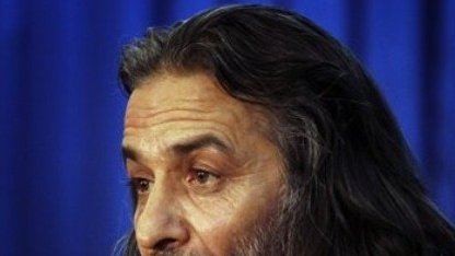 هیاهوی انتخابات فرصتی برای حقوقدان طالبان استانکزی و فاروق وردک