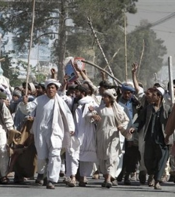 افغانستان: غرق در گنداب واپس گرایی از فرق سر تا نوک پا