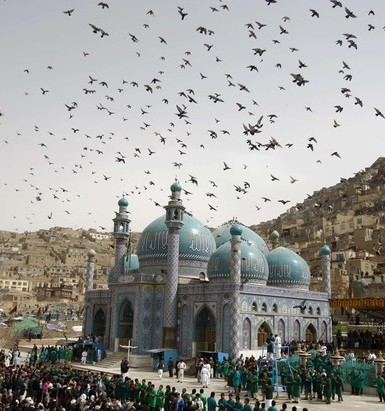 جشن نوروز، پارادوکسی از شادی و هراس