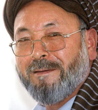 راست و دروغ مالی مقامات افغانستان: محمد کریم خلیلی