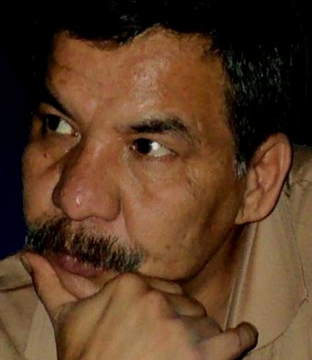 تحصن ما ومعترضین آن