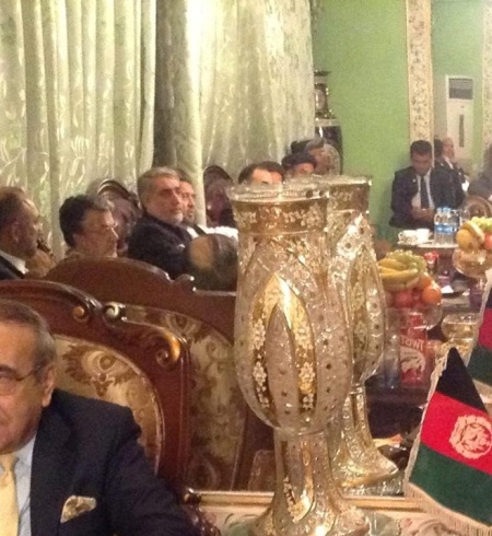 نشست نابرابر نامزدان ریاست جمهوری
