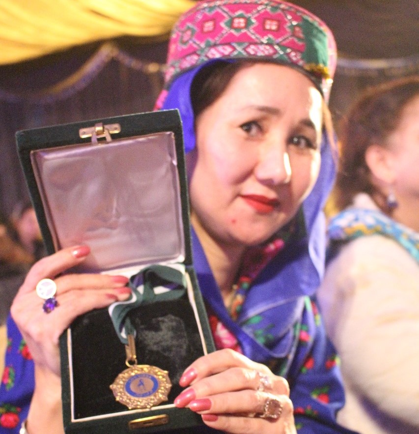 دیدار با فاطمه عاطف، فعال هزاره در پاکستان